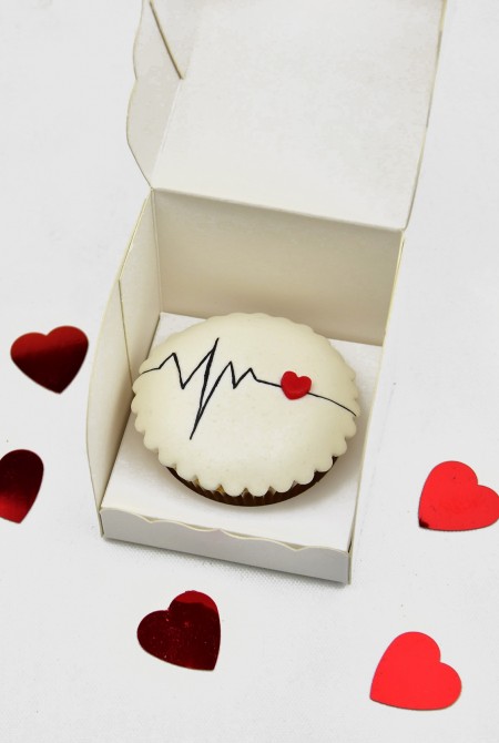 Valentin cupcake 1 BOX - Szívritmus 2 890 HUF