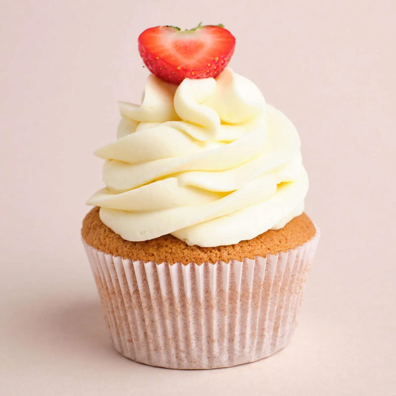 Epres fehércsokoládés cupcake